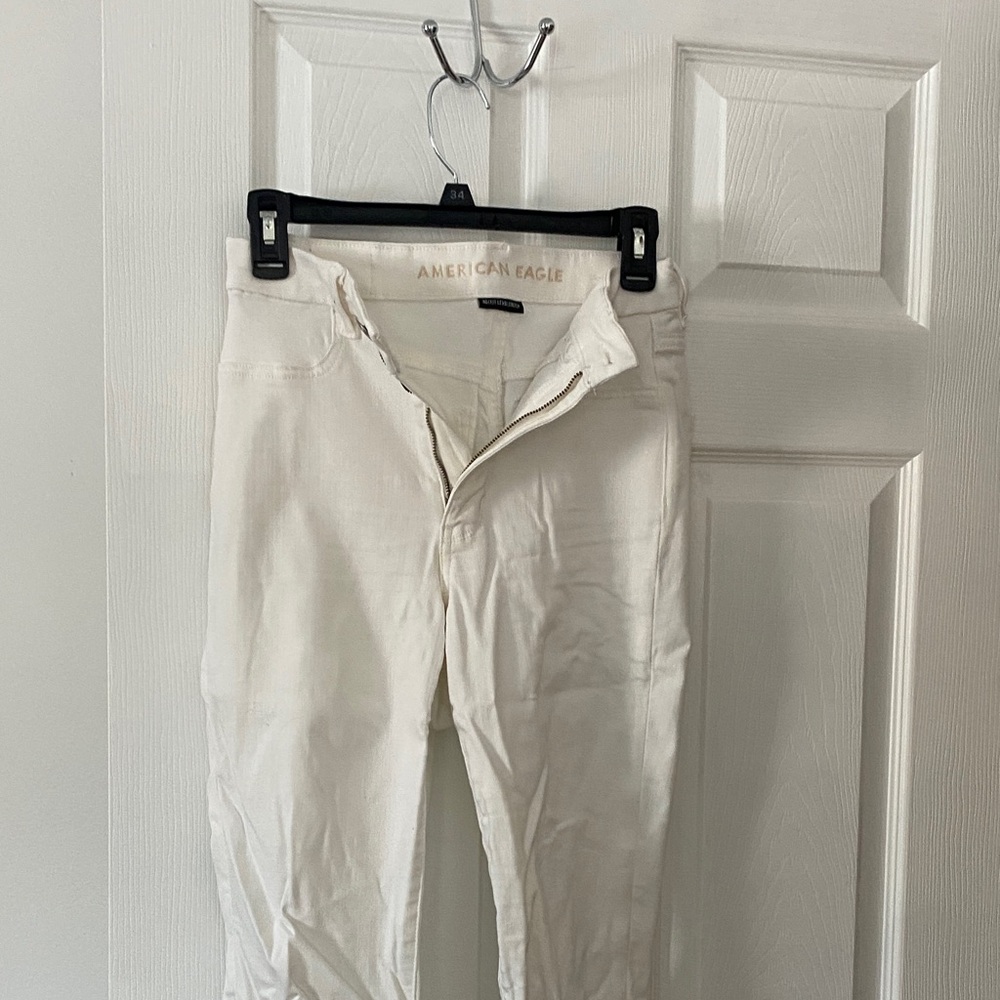 American Eagle Outfitters women’s white skinny jeans , next level stretch